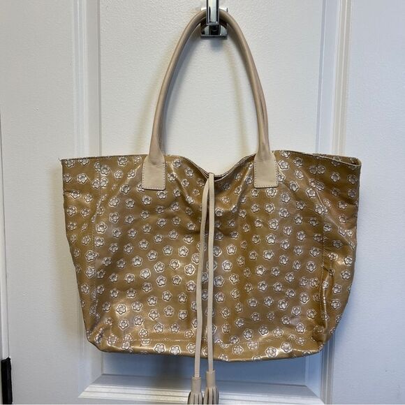 Handbags - Cavalcanti Leather Tan Embossed Flower Shoulder Handbag Made in Italy